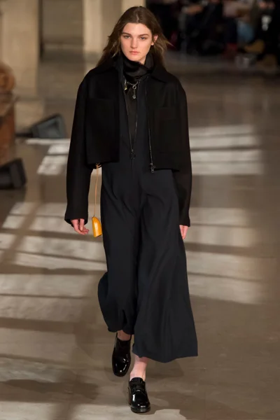 Look 26